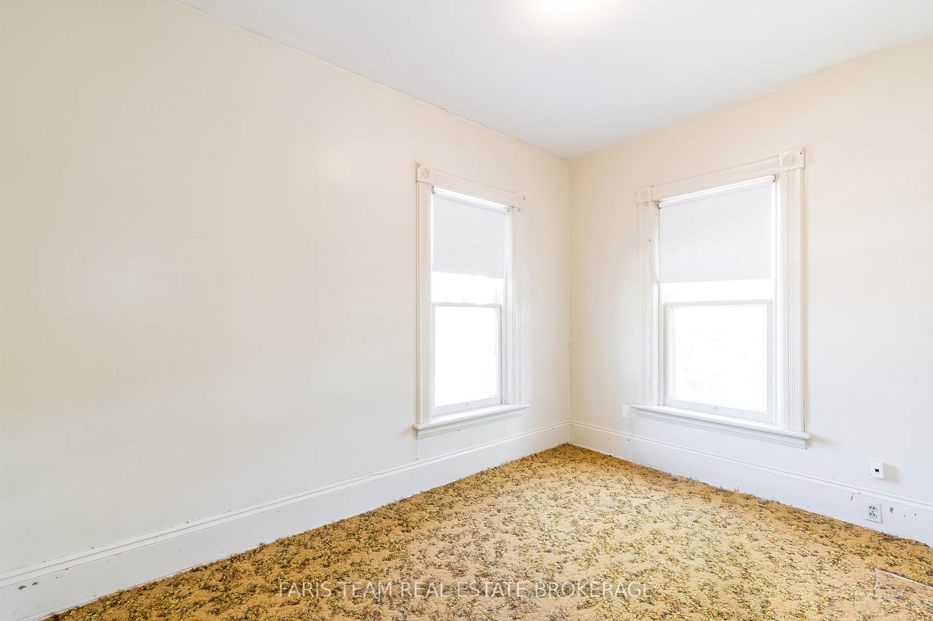 Photo 23 of 9 Borland Street E, Orillia — HOMEH