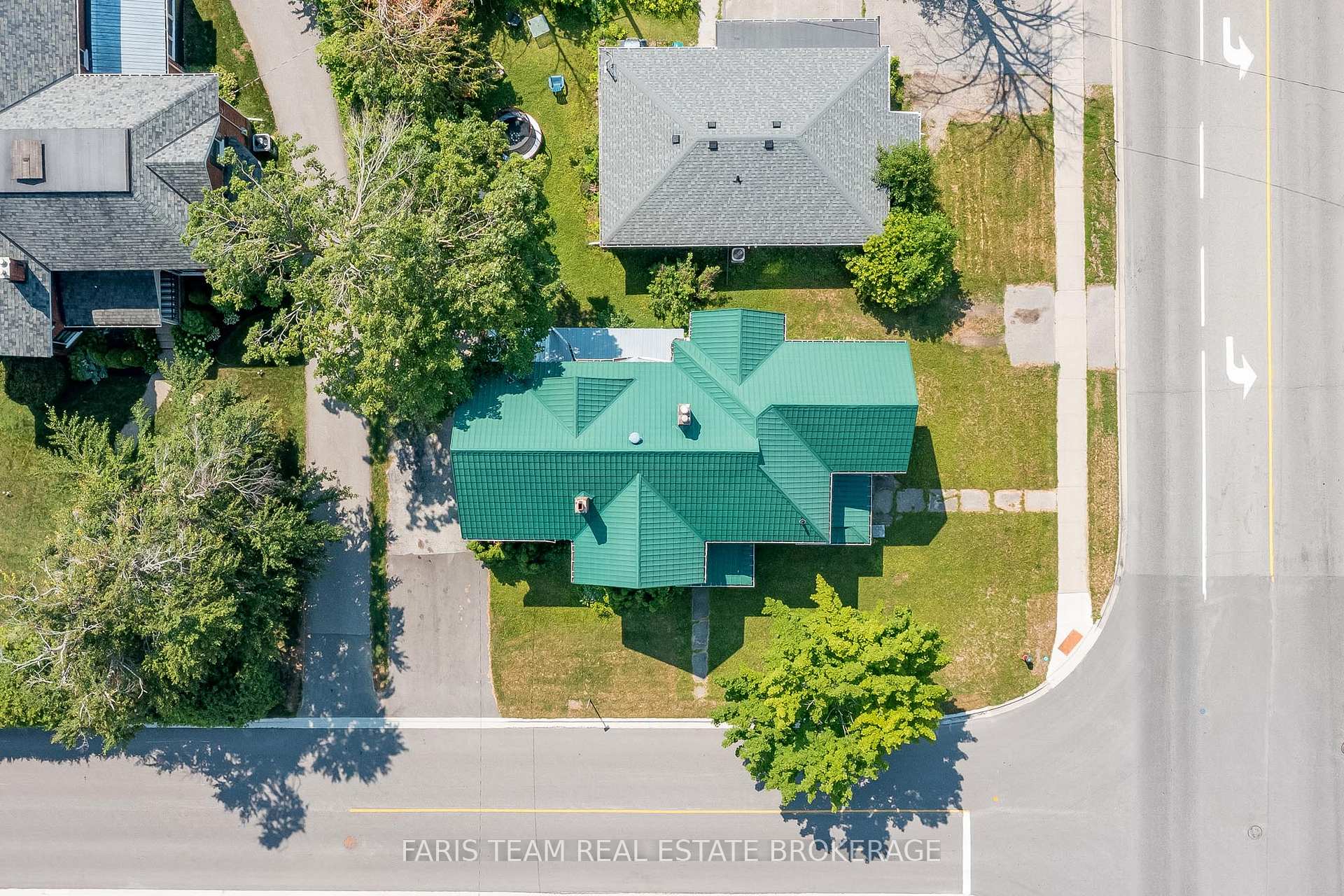 Photo 28 of 9 Borland Street E, Orillia — HOMEH