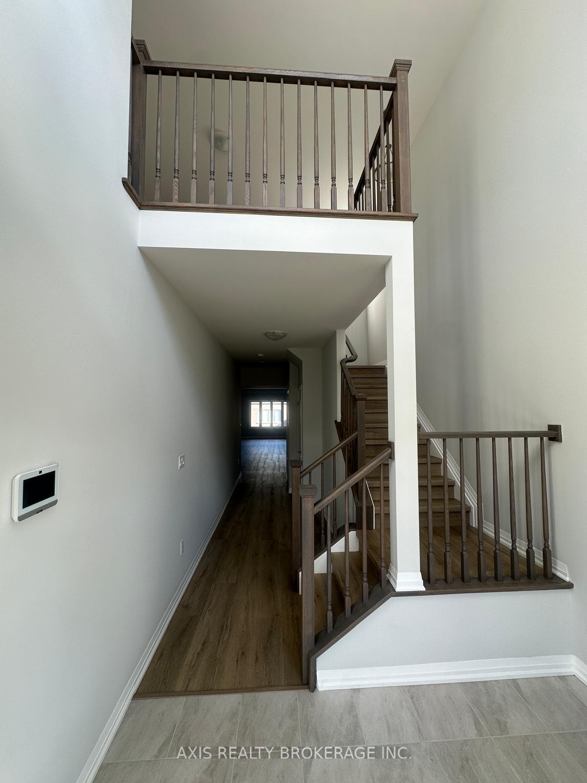 Photo 2 of 25 Samuel Avenue, Pelham, Fonthill — HOMEH