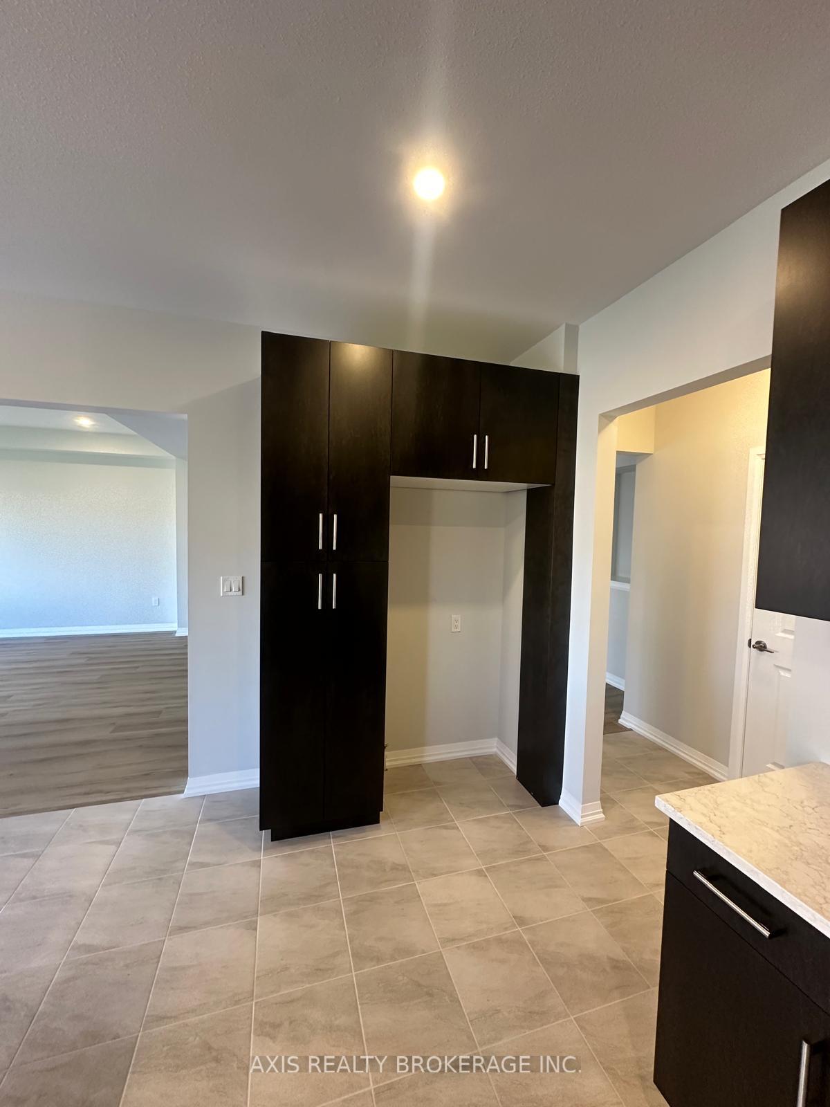 Photo 13 of 25 Samuel Avenue, Pelham, Fonthill — HOMEH