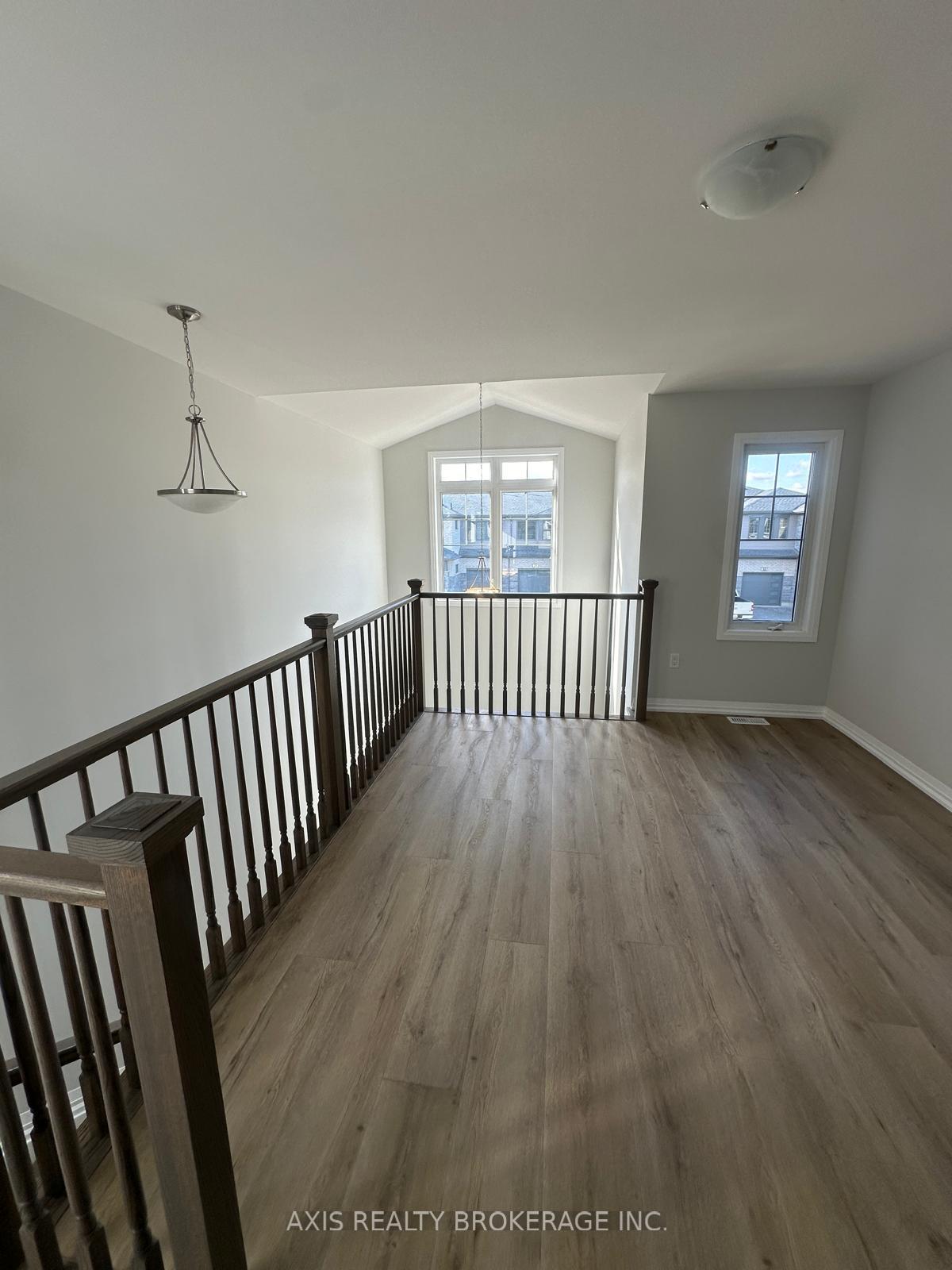 Photo 26 of 25 Samuel Avenue, Pelham, Fonthill — HOMEH