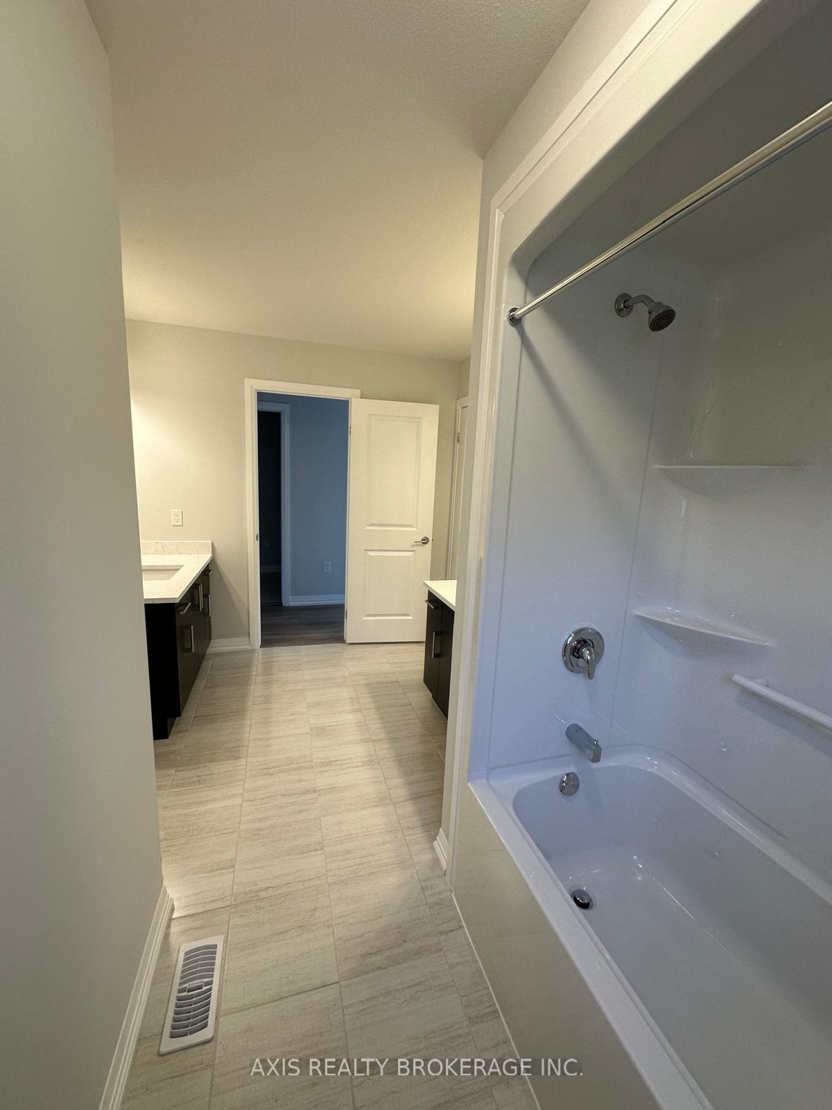 Photo 34 of 25 Samuel Avenue, Pelham, Fonthill — HOMEH