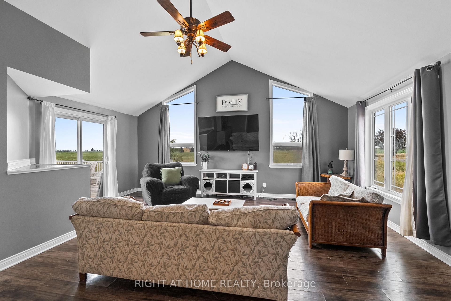 Photo 9 of 15365 Ashburn Road, North Stormont, North Stormont (Finch) Twp — HOMEH