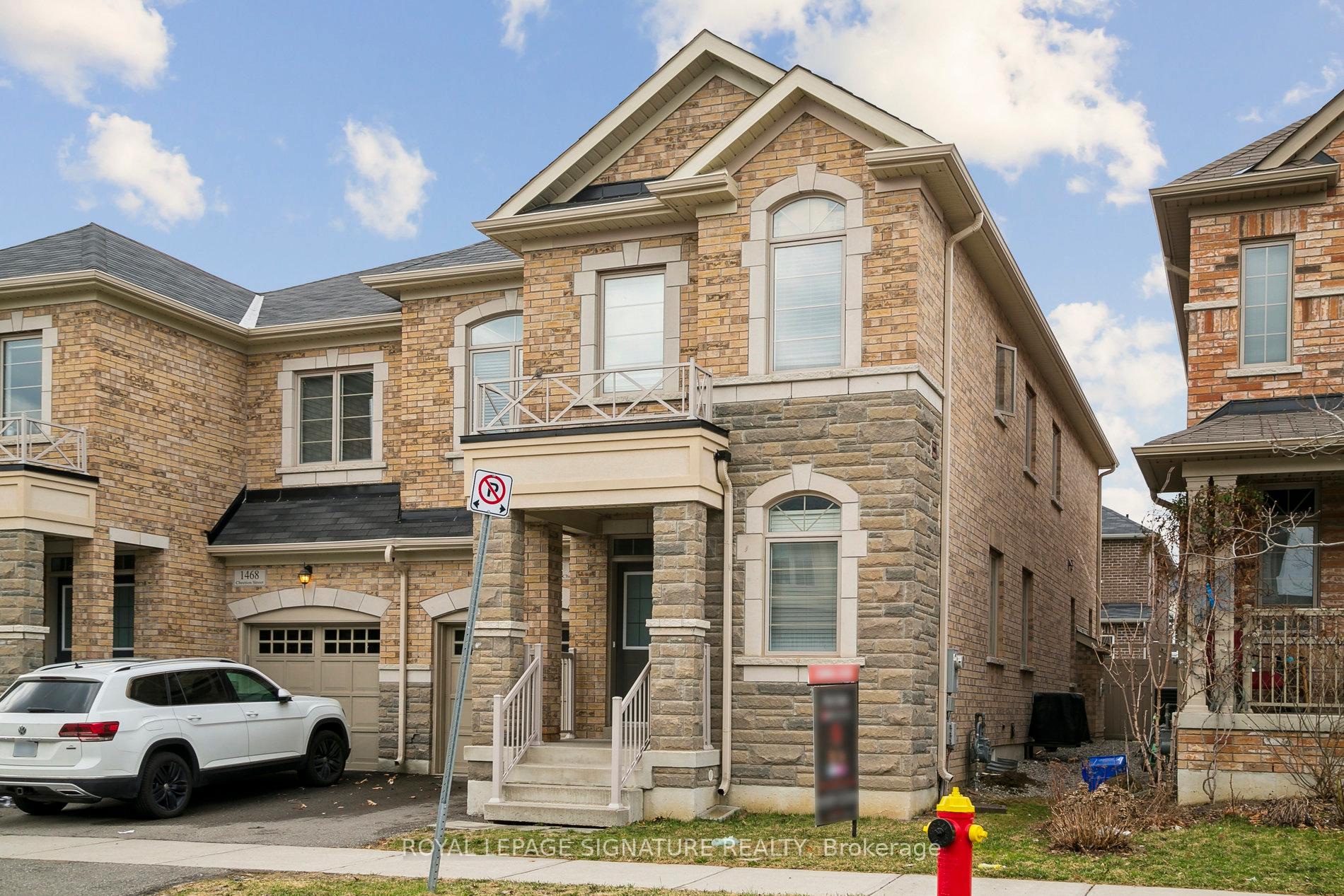 Front of 1466 Chretien Street