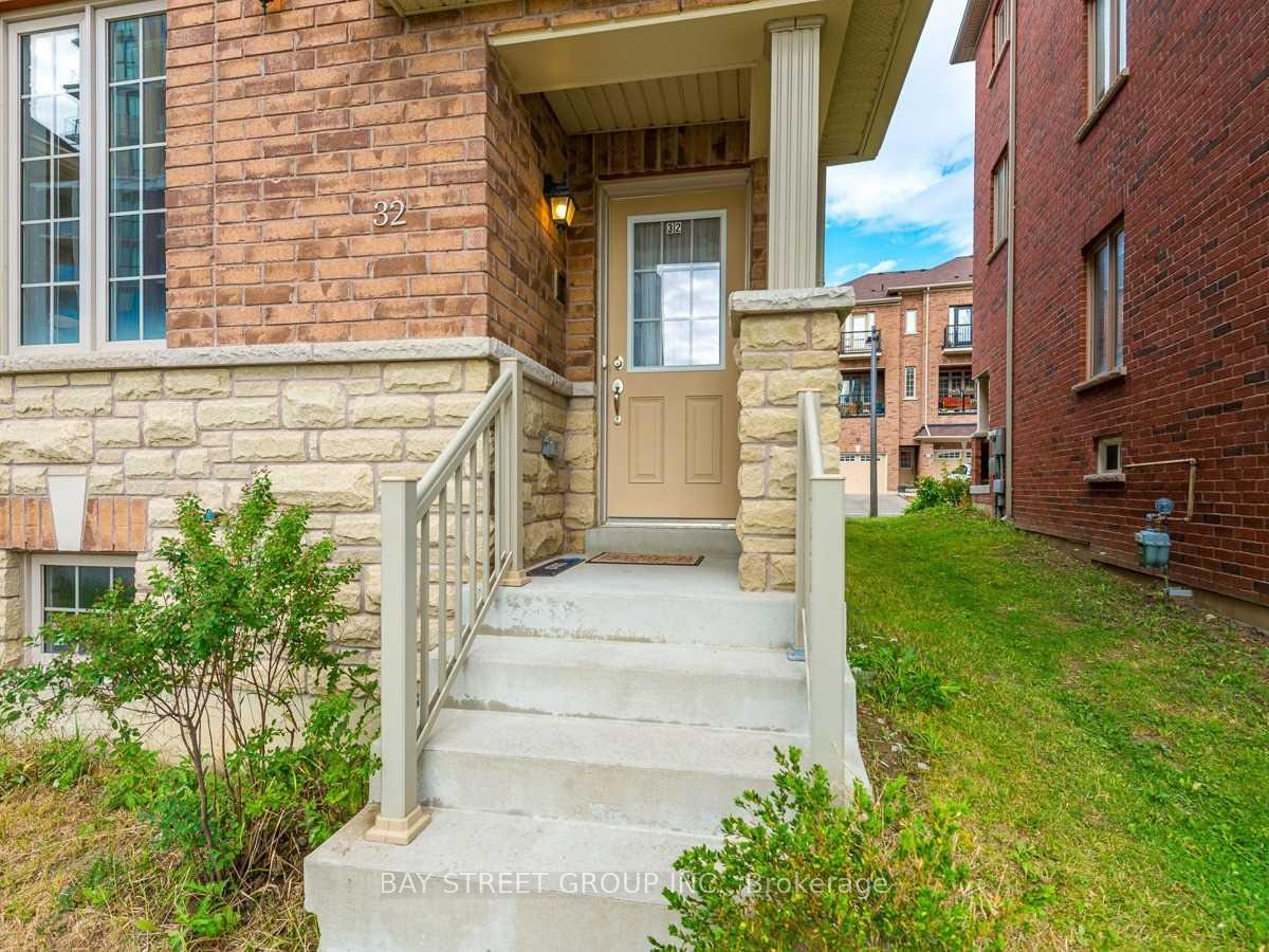 Photo 2 of 32 Orca Drive, Markham, Wismer — HOMEH
