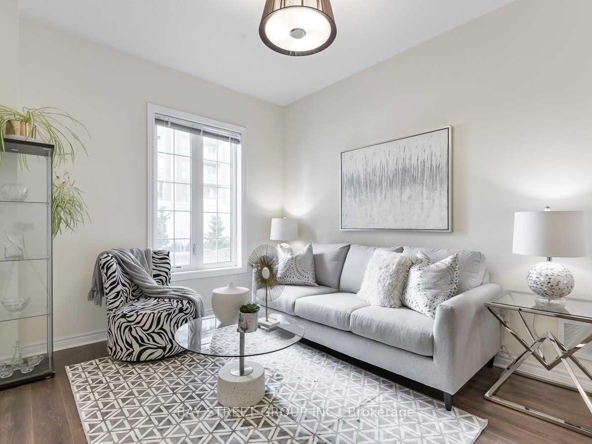 Photo 3 of 32 Orca Drive, Markham, Wismer — HOMEH