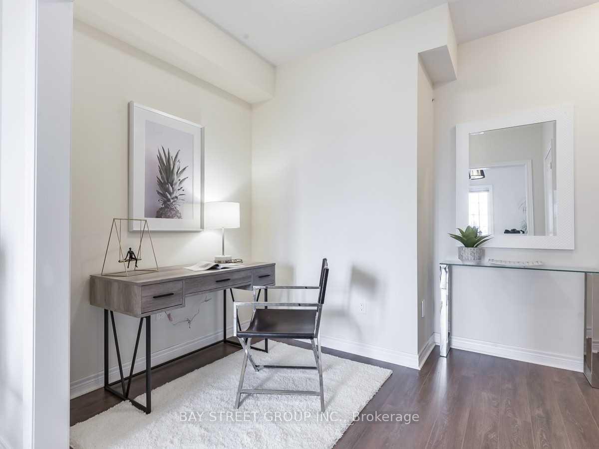 Photo 5 of 32 Orca Drive, Markham, Wismer — HOMEH