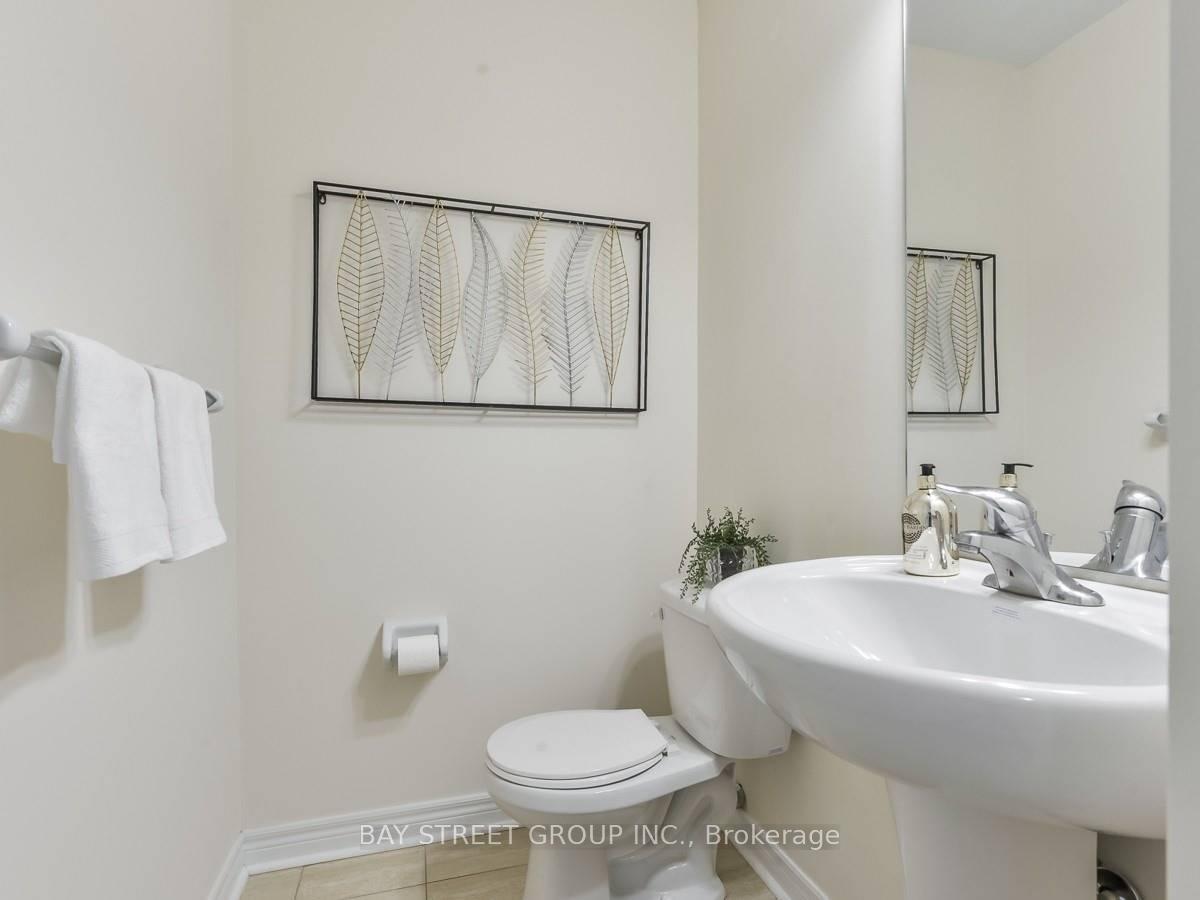 Photo 10 of 32 Orca Drive, Markham, Wismer — HOMEH