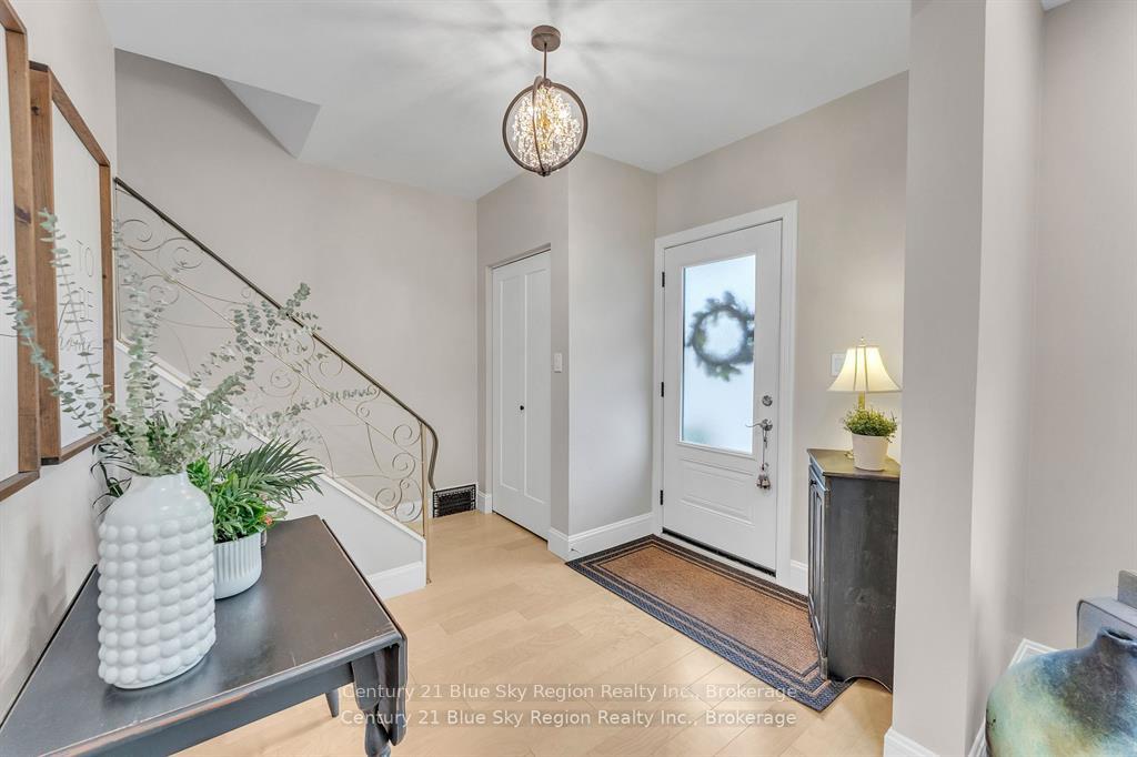 Photo 3 of 645 Jane Street, North Bay, West End — HOMEH