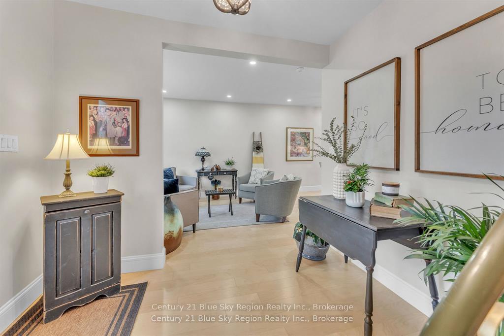 Photo 4 of 645 Jane Street, North Bay, West End — HOMEH