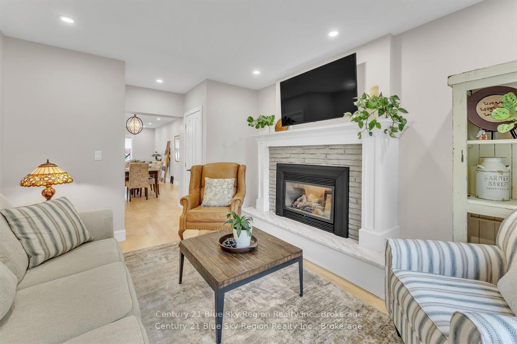 Photo 16 of 645 Jane Street, North Bay, West End — HOMEH