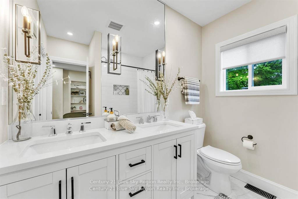 Photo 19 of 645 Jane Street, North Bay, West End — HOMEH