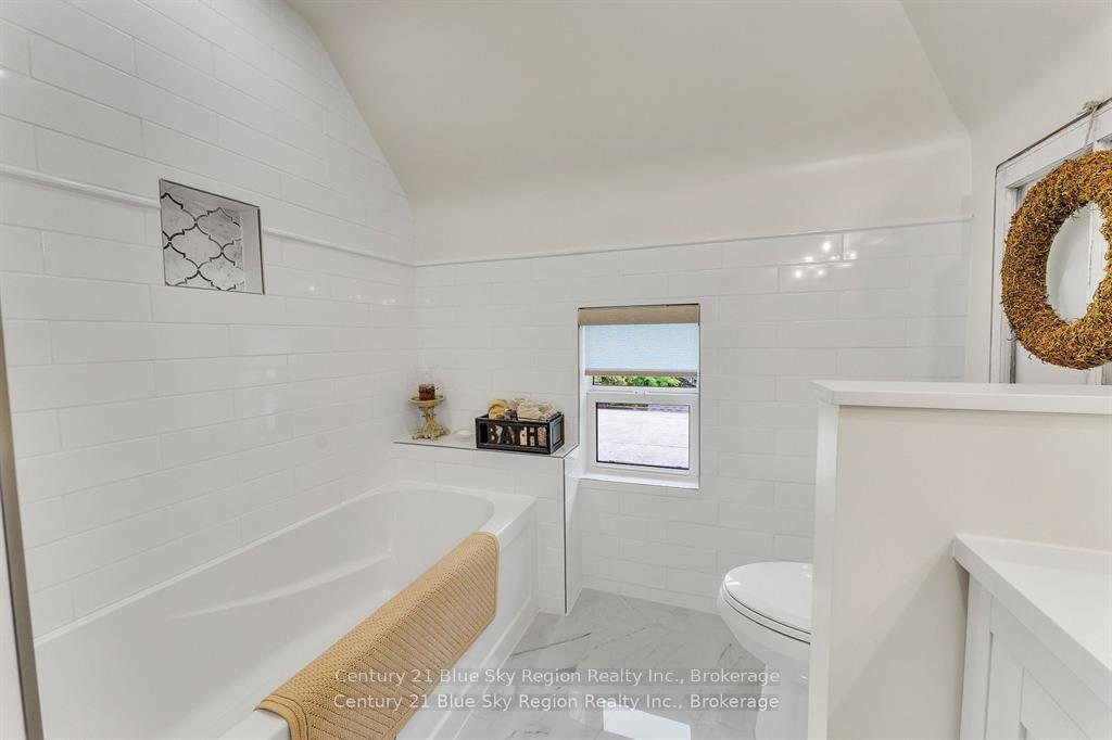 Photo 24 of 645 Jane Street, North Bay, West End — HOMEH