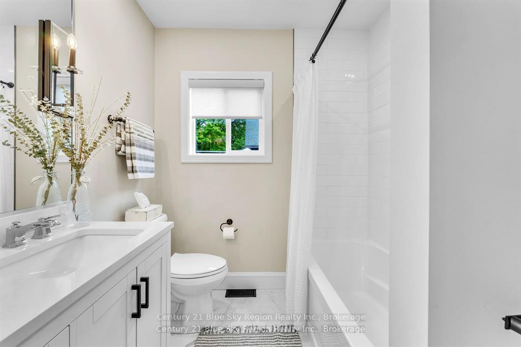Photo 28 of 645 Jane Street, North Bay, West End — HOMEH