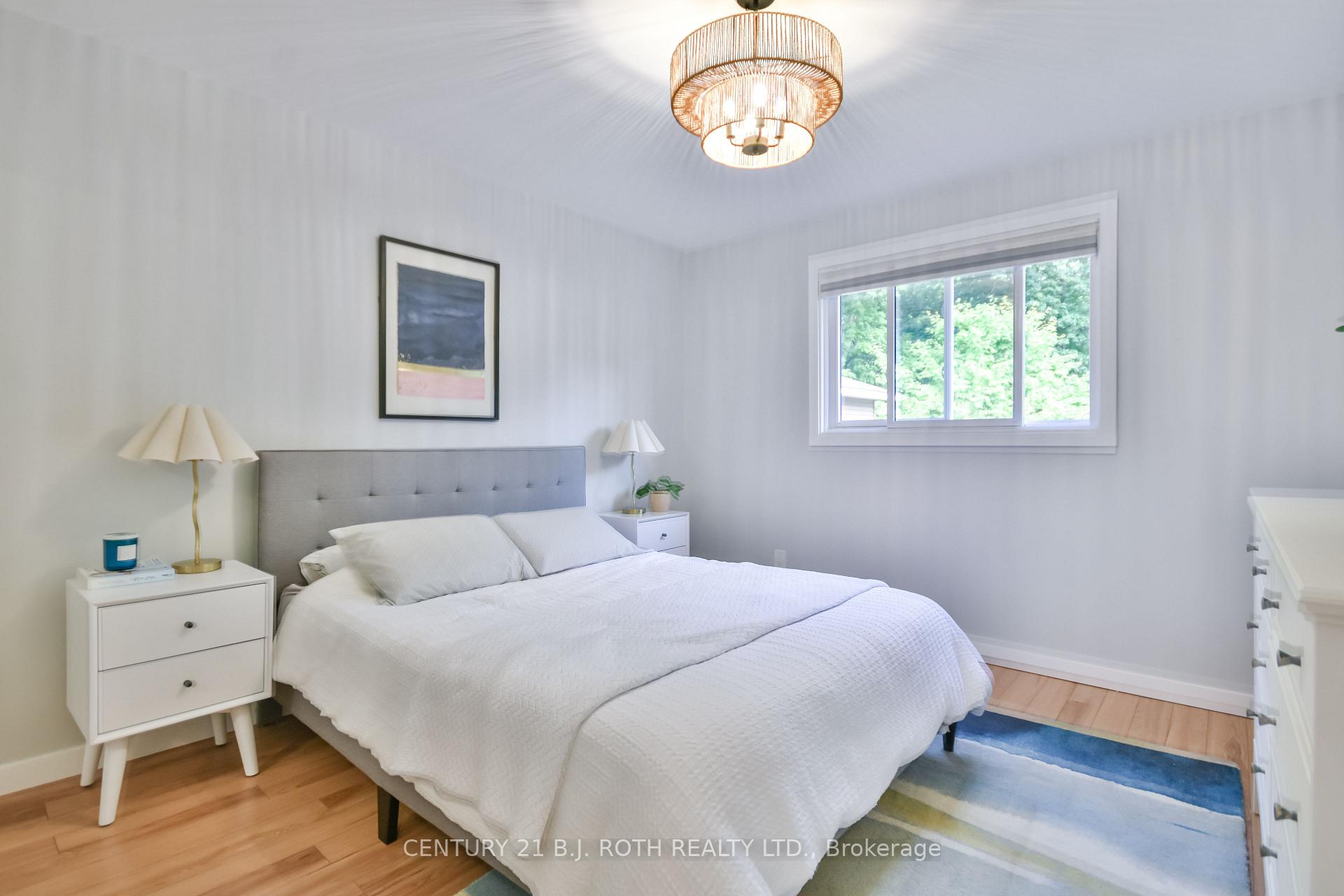 Photo 9 of 212 Borland Street E, Orillia — HOMEH