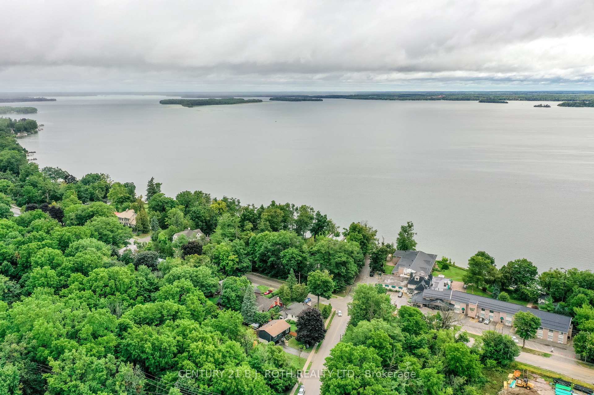 Photo 23 of 212 Borland Street E, Orillia — HOMEH