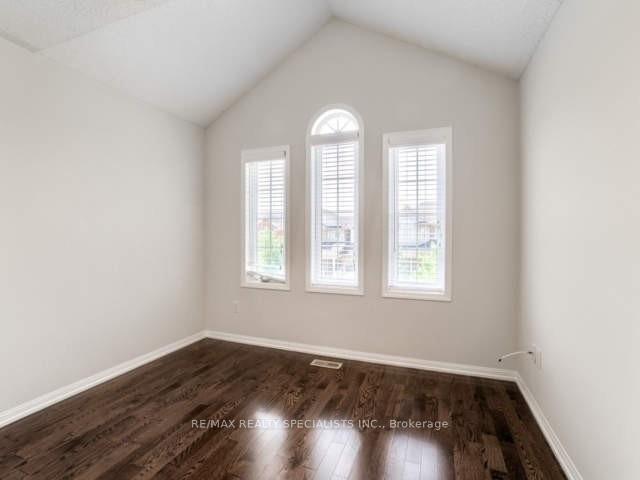 Photo 29 of 923 Vickerman Way, Milton, Coates — HOMEH