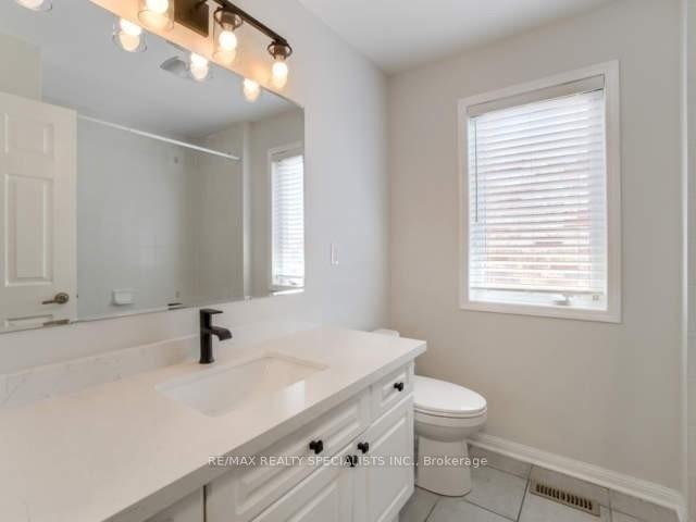 Photo 26 of 923 Vickerman Way, Milton, Coates — HOMEH