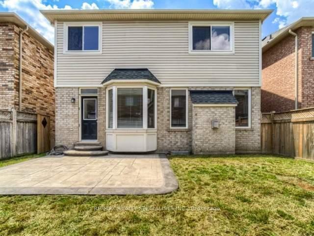 Photo 32 of 923 Vickerman Way, Milton, Coates — HOMEH