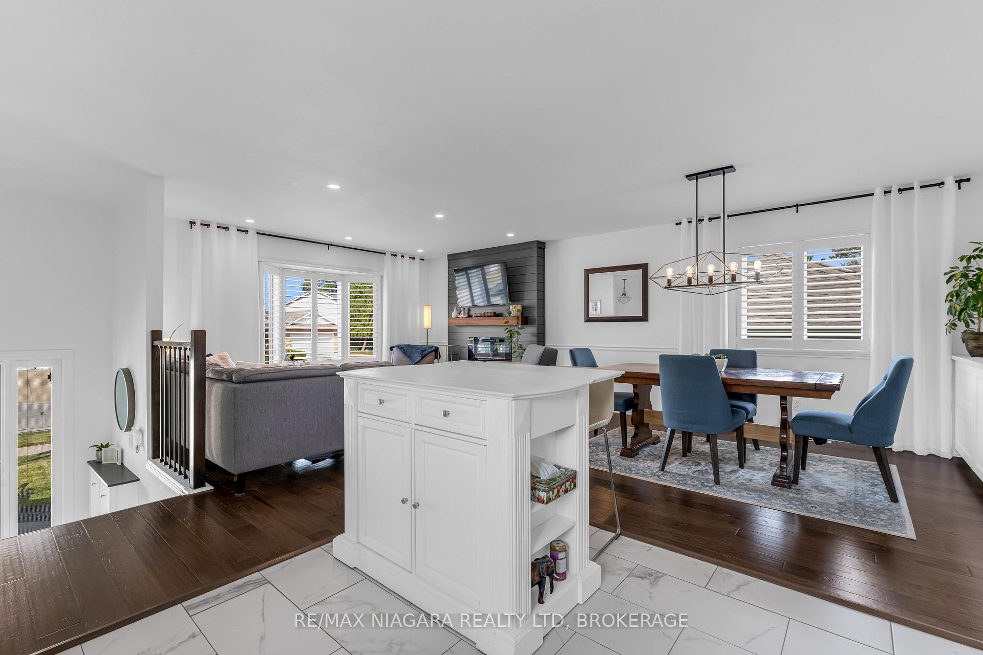 Photo 8 of 8142 Marcon Street, Niagara Falls, Ascot — HOMEH