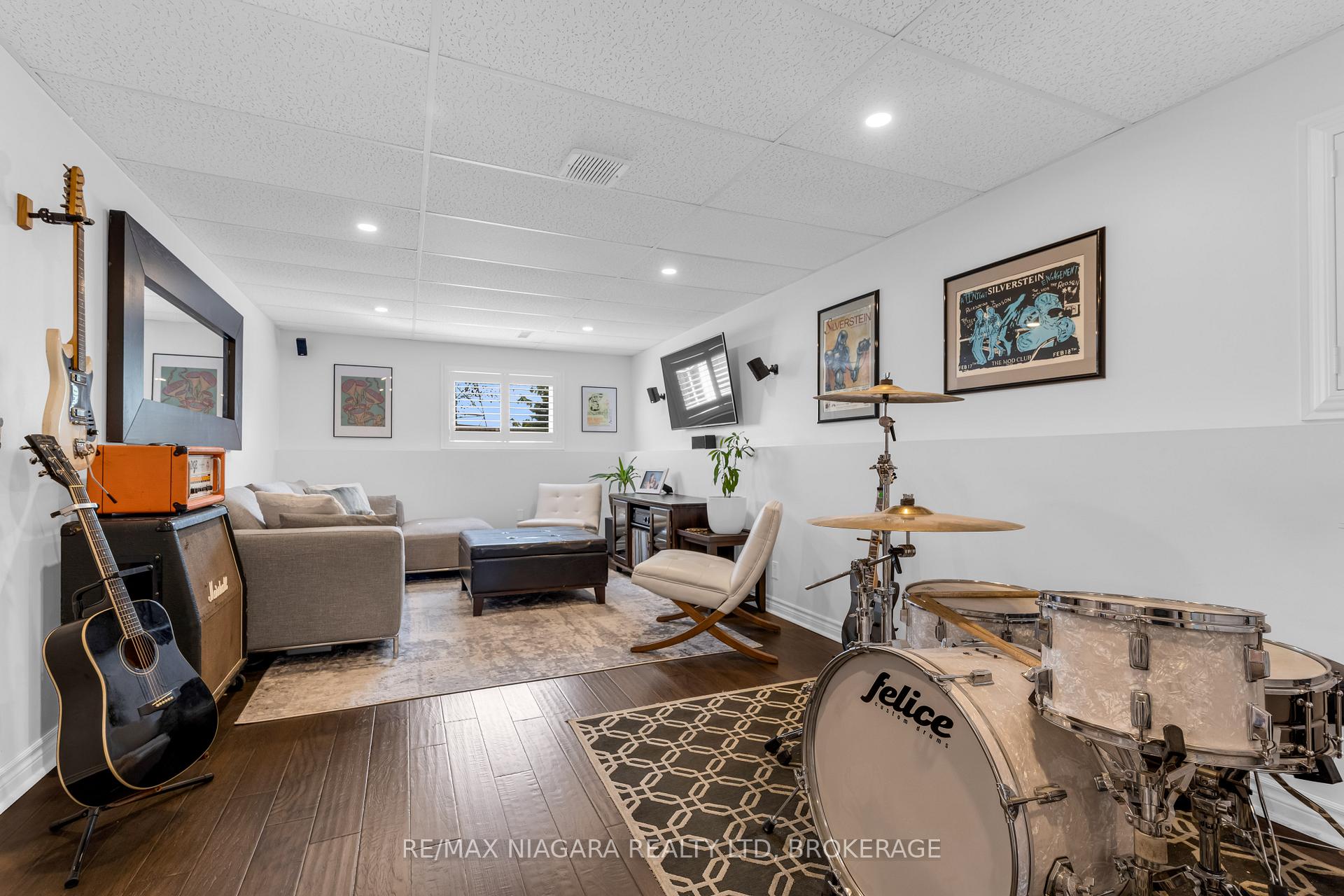 Photo 20 of 8142 Marcon Street, Niagara Falls, Ascot — HOMEH