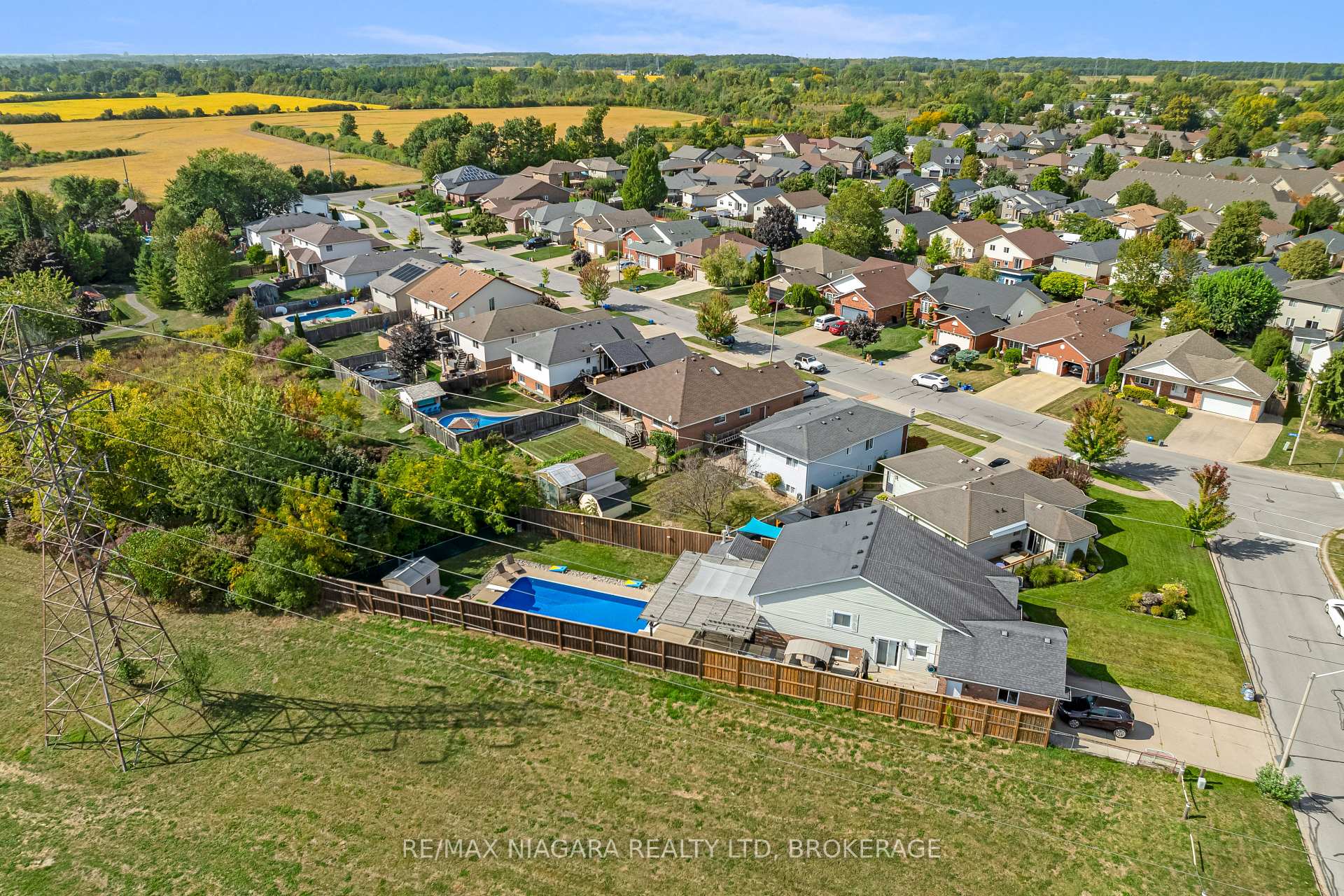 Photo 31 of 8142 Marcon Street, Niagara Falls, Ascot — HOMEH