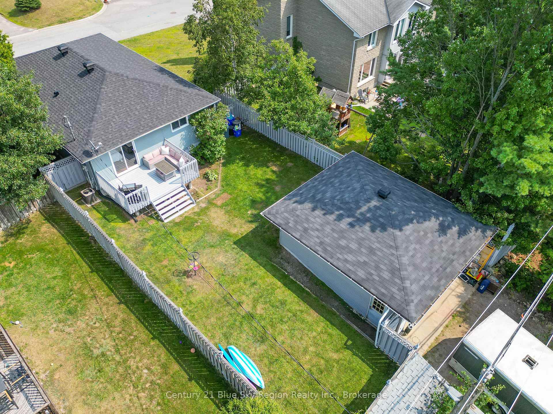 Photo 3 of 5 Merlin Avenue, North Bay, Birchaven — HOMEH
