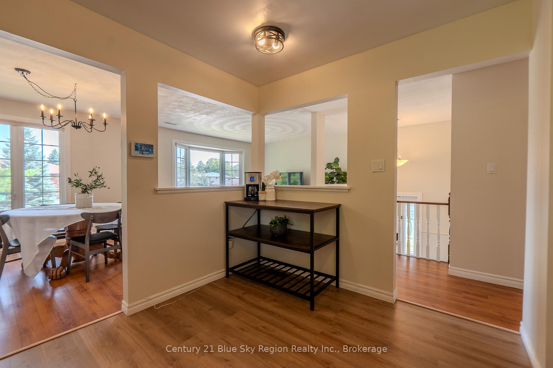 Photo 13 of 5 Merlin Avenue, North Bay, Birchaven — HOMEH