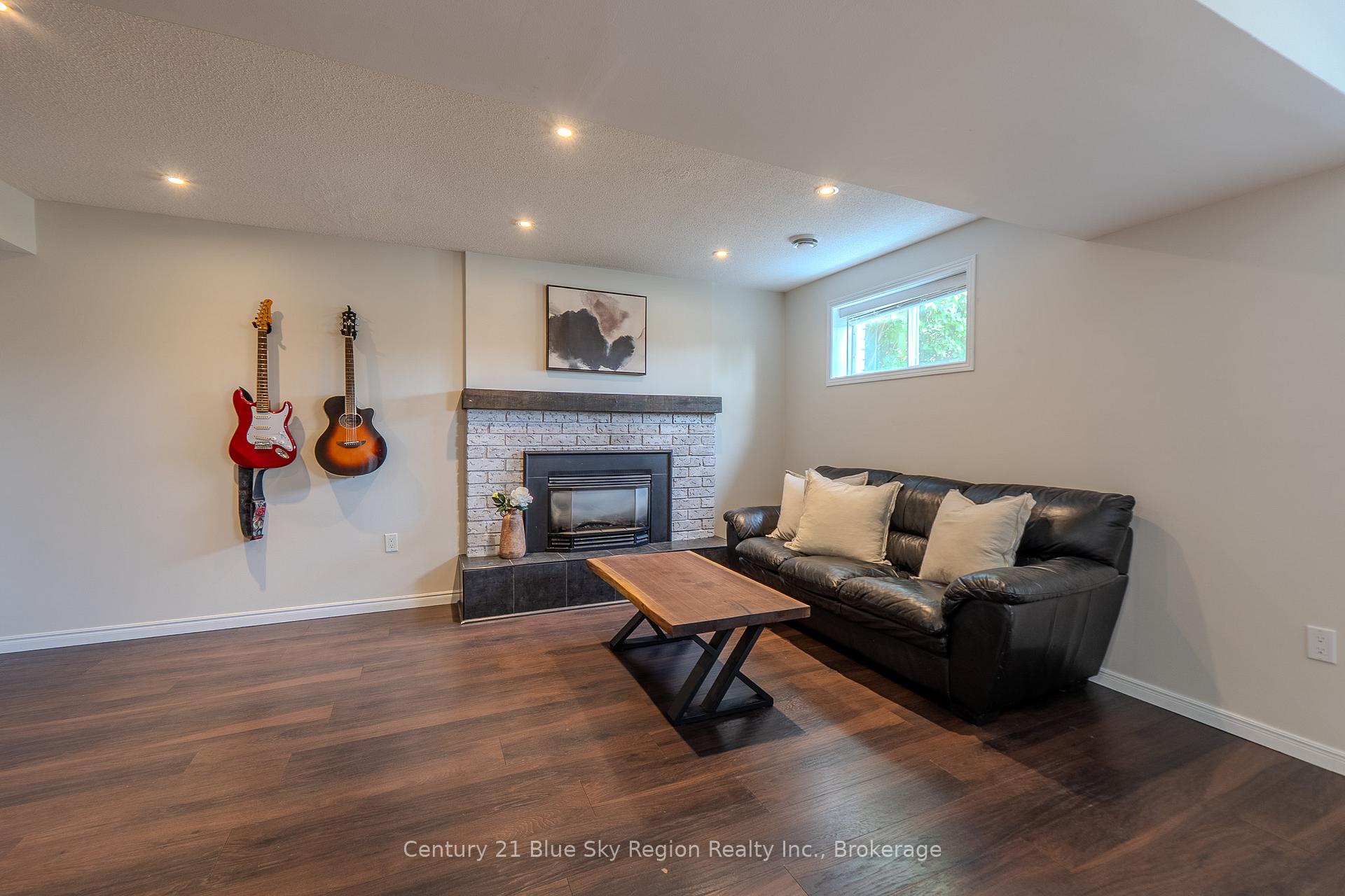 Photo 23 of 5 Merlin Avenue, North Bay, Birchaven — HOMEH