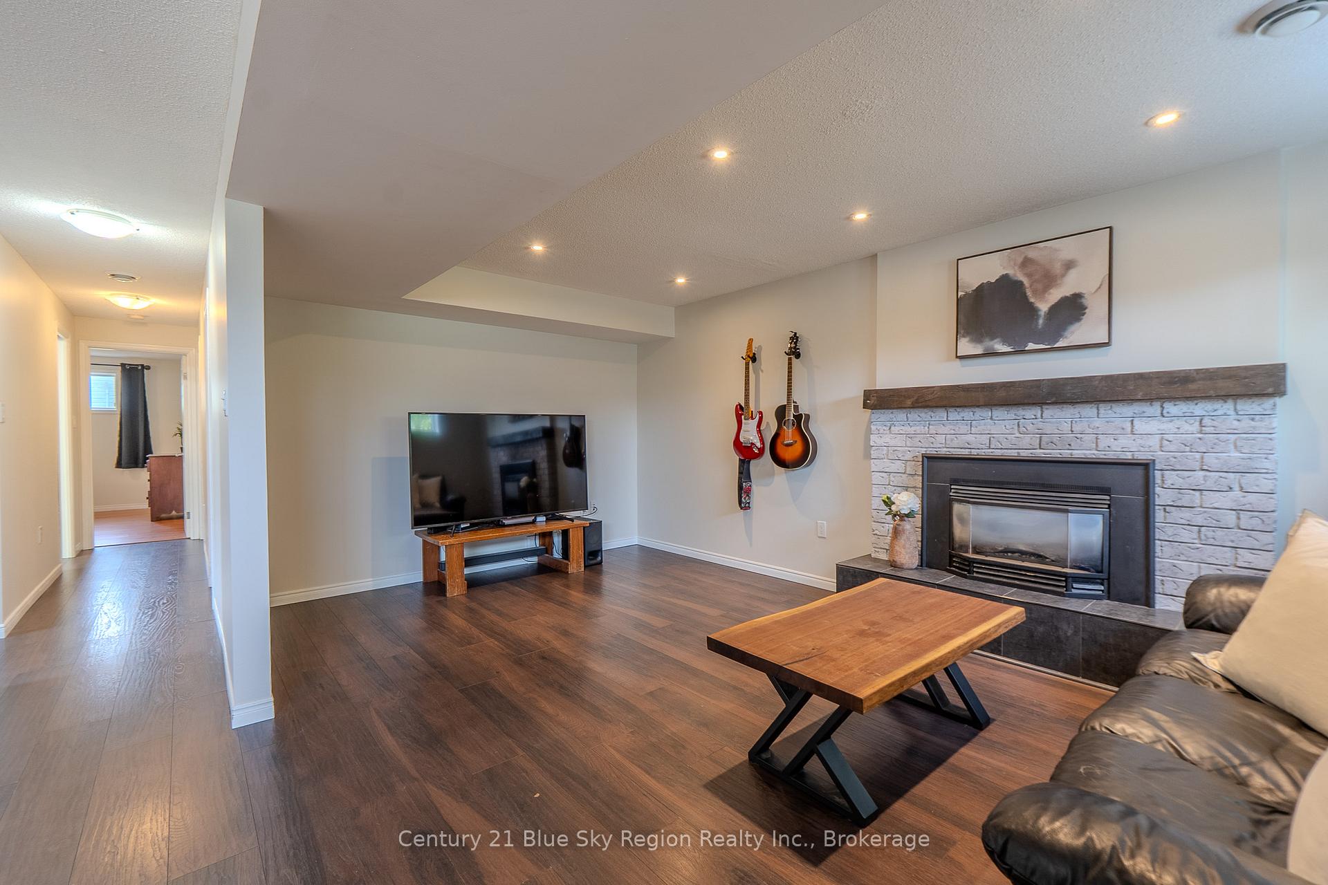 Photo 25 of 5 Merlin Avenue, North Bay, Birchaven — HOMEH