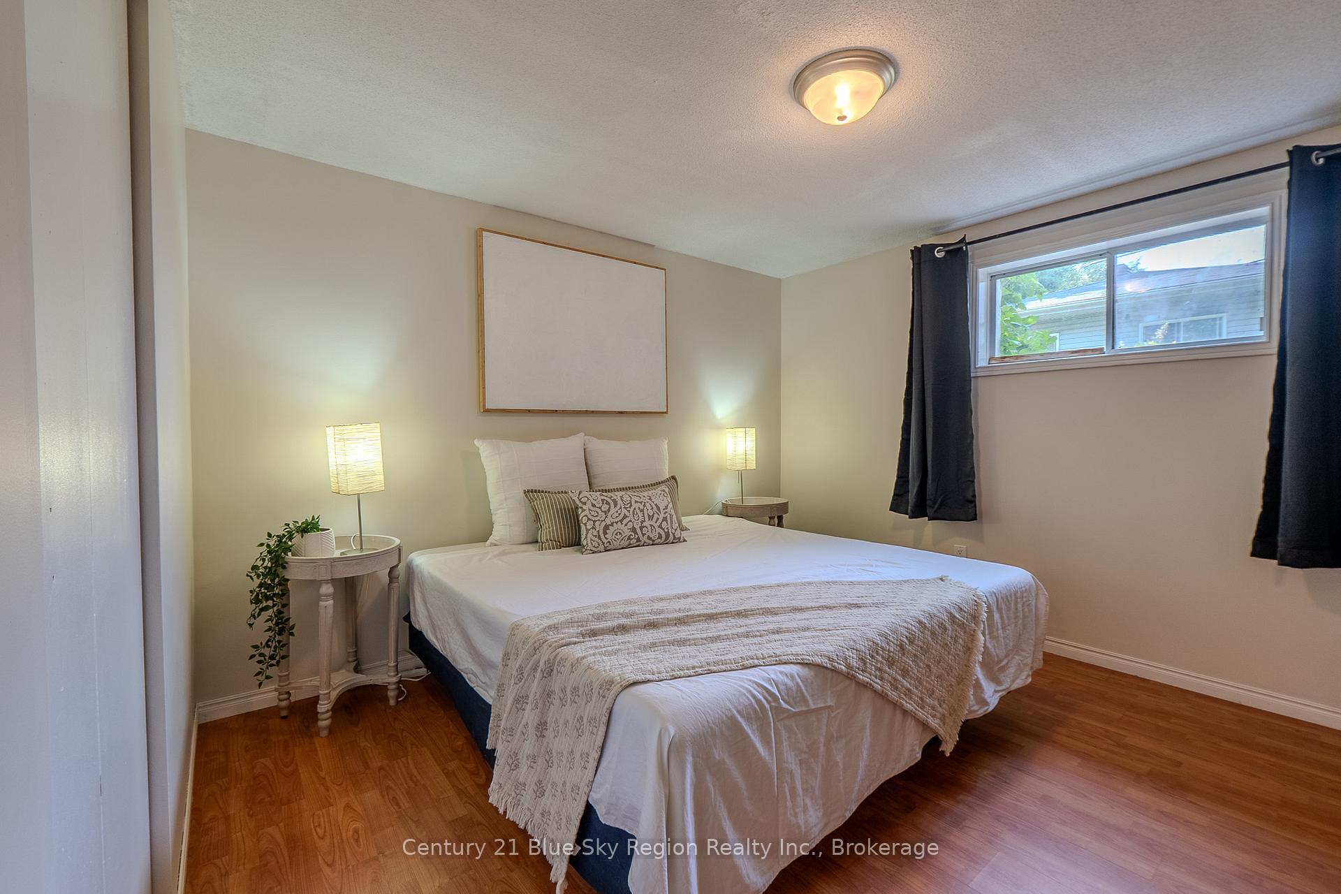 Photo 32 of 5 Merlin Avenue, North Bay, Birchaven — HOMEH