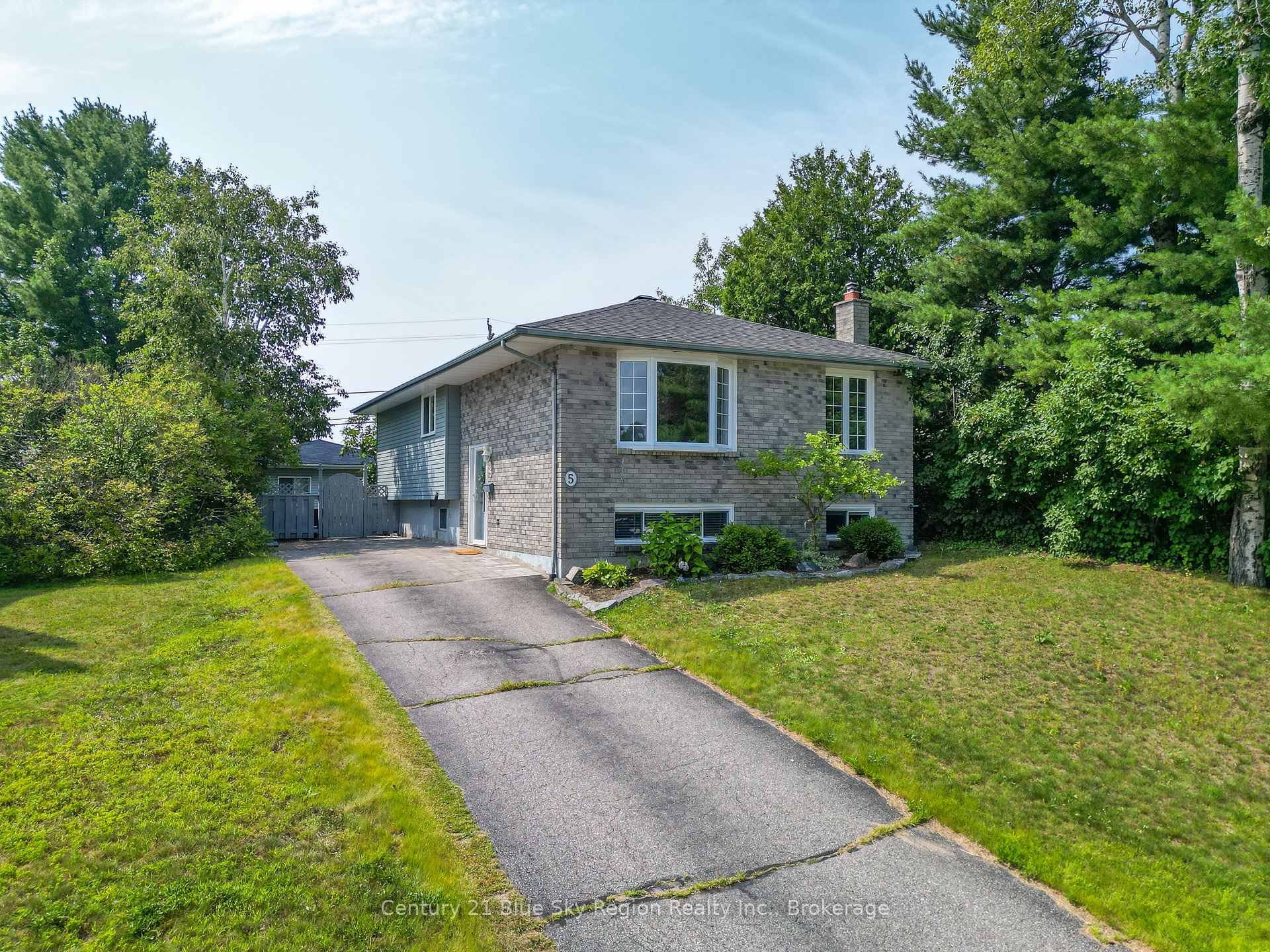 Photo 47 of 5 Merlin Avenue, North Bay, Birchaven — HOMEH