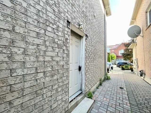 Photo 10 of Unit Basement, 4765 James Austin Drive, Mississauga, Hurontario — HOMEH