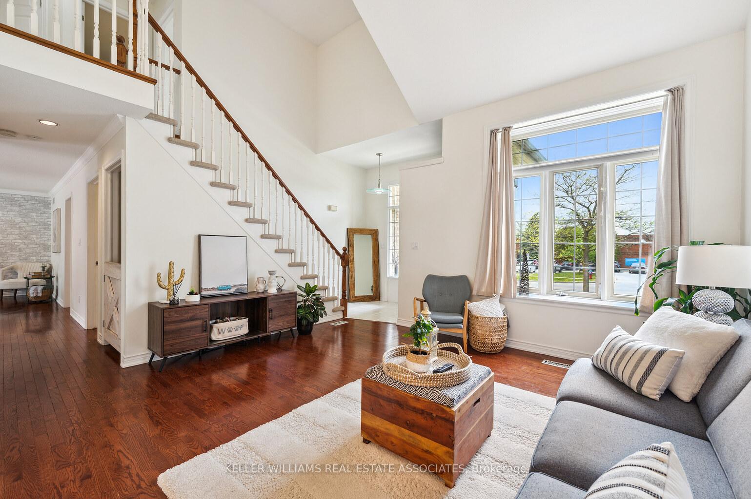 Photo 13 of 656 Laurier Avenue, Milton, Timberlea — HOMEH