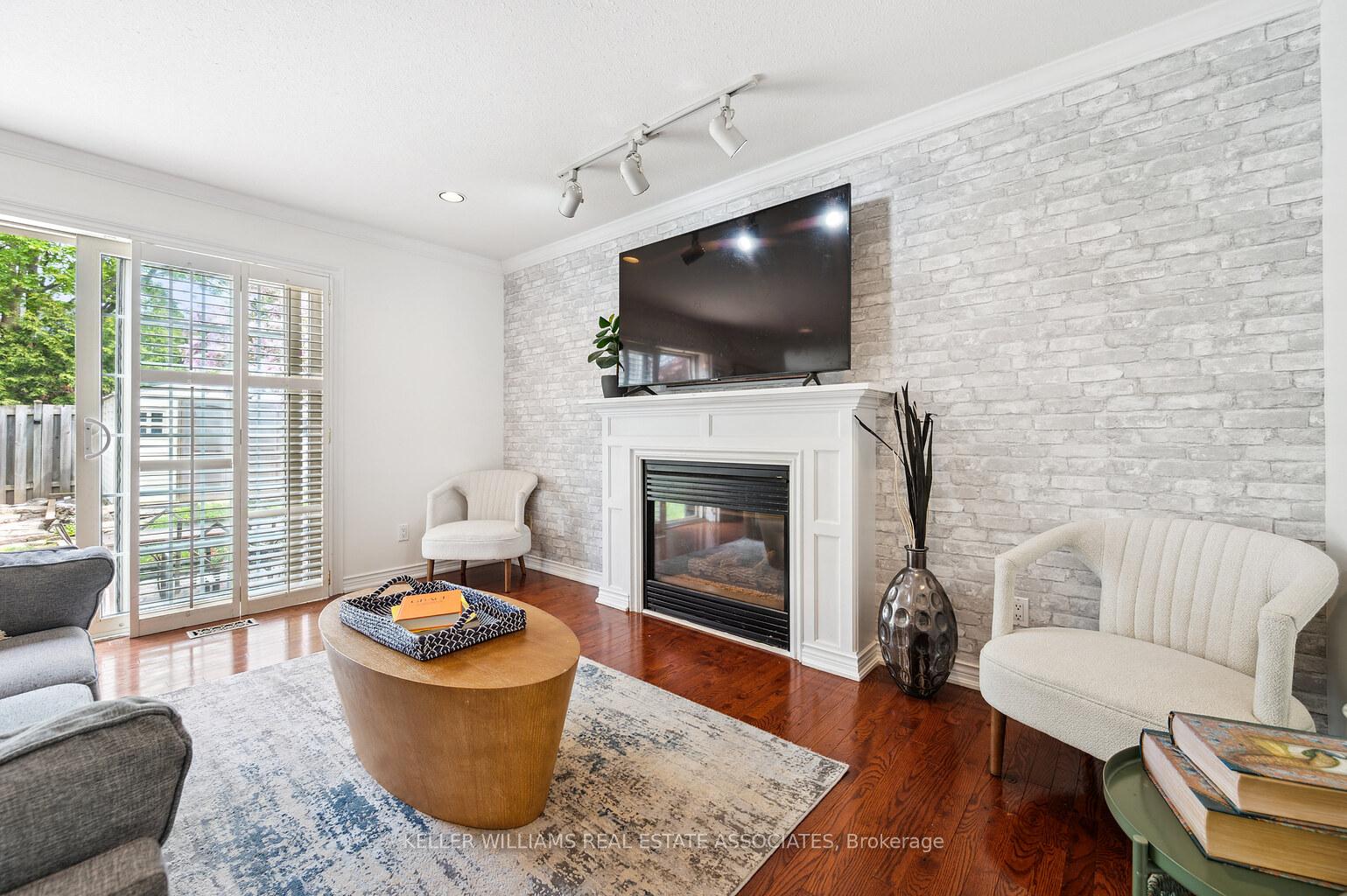 Photo 11 of 656 Laurier Avenue, Milton, Timberlea — HOMEH