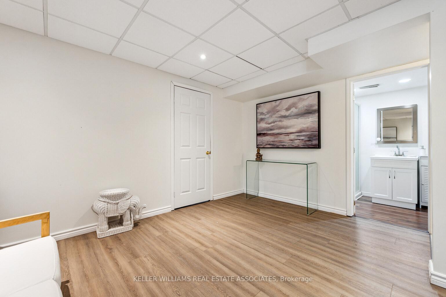 Photo 25 of 656 Laurier Avenue, Milton, Timberlea — HOMEH