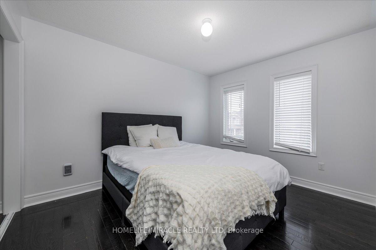 Photo 17 of 74 Cauthers Crescent, New Tecumseth, Alliston — HOMEH