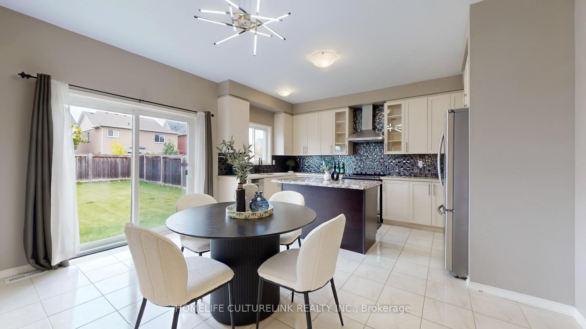 Photo 16 of 2010 Hunking Drive, Oshawa, Taunton — HOMEH