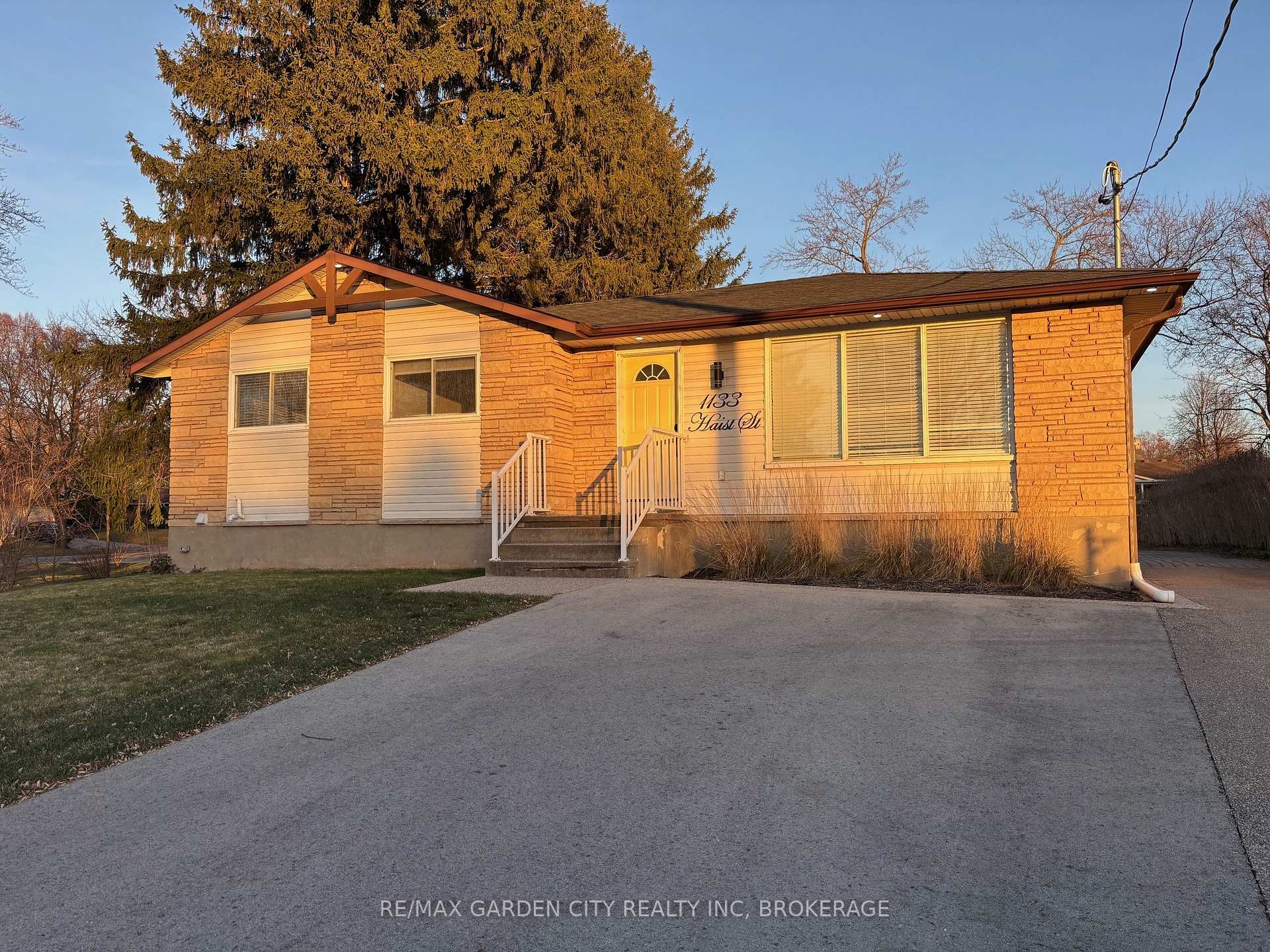 Photo 1 of Unit Main, 1133 Haist Street, Pelham, Fonthill — HOMEH