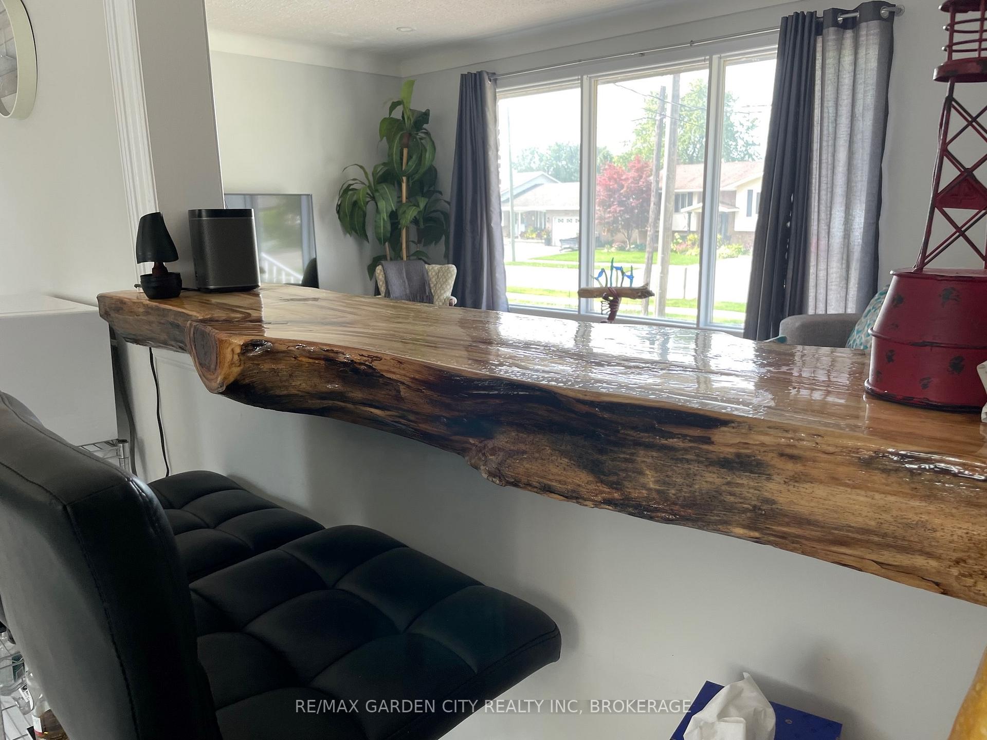 Photo 6 of Unit Main, 1133 Haist Street, Pelham, Fonthill — HOMEH