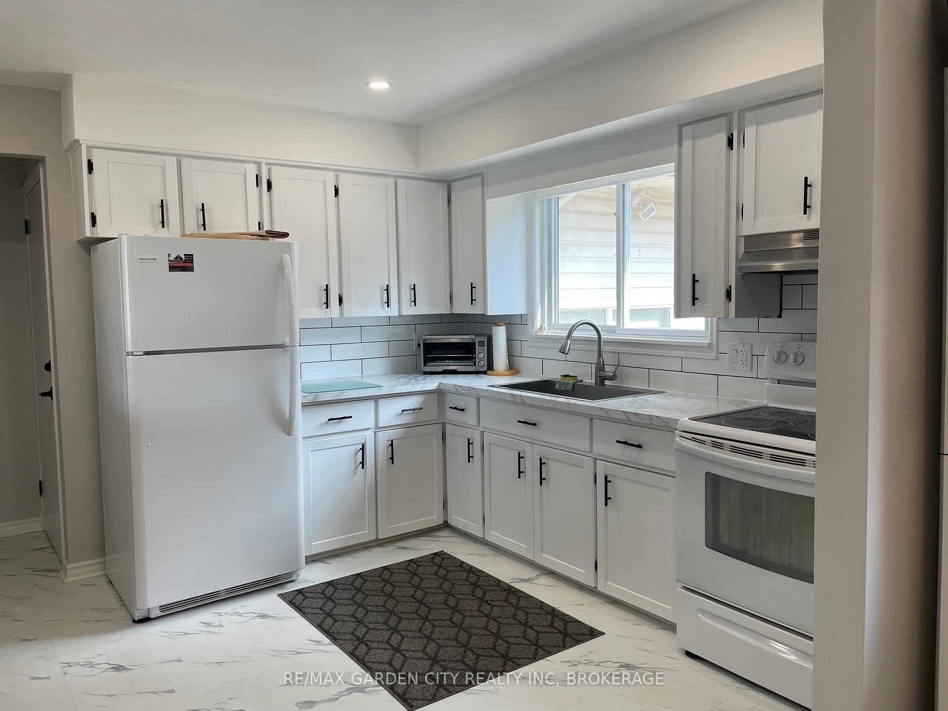 Photo 8 of Unit Main, 1133 Haist Street, Pelham, Fonthill — HOMEH