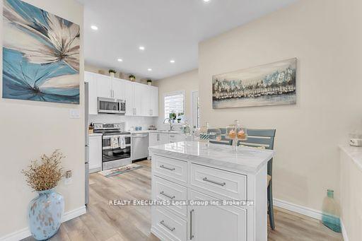 Photo 8 of 325 Thelma Avenue, North Bay, Ferris — HOMEH