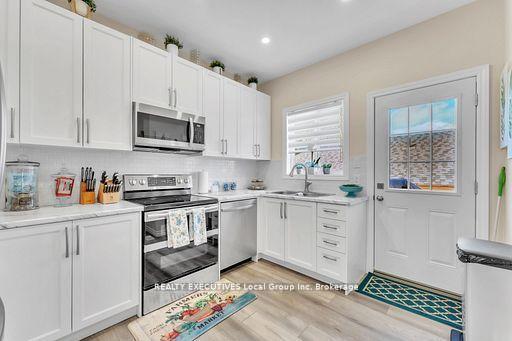 Photo 14 of 325 Thelma Avenue, North Bay, Ferris — HOMEH