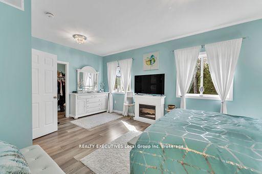Photo 17 of 325 Thelma Avenue, North Bay, Ferris — HOMEH