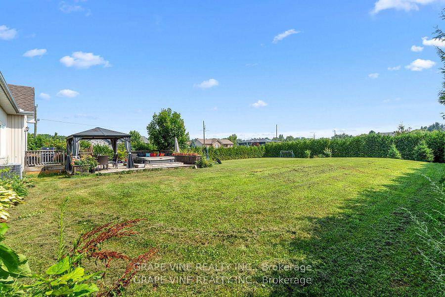 Photo 6 of 5607 Maklynne Way, Ottawa, Vars Village — HOMEH