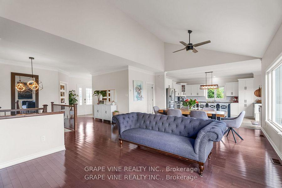 Photo 15 of 5607 Maklynne Way, Ottawa, Vars Village — HOMEH