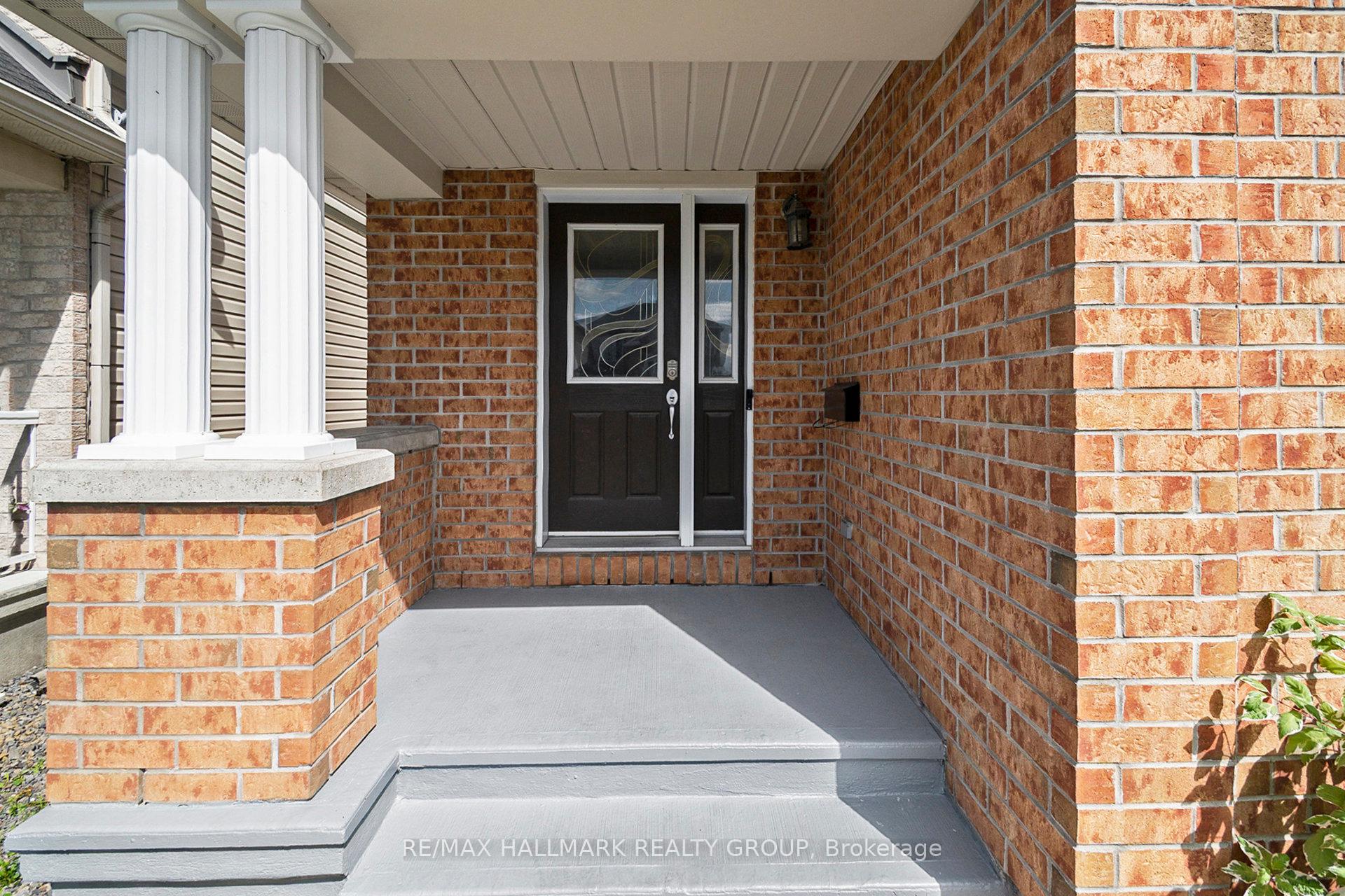 Photo 2 of 470 Frank Cauley Way, Ottawa, Avalon East — HOMEH