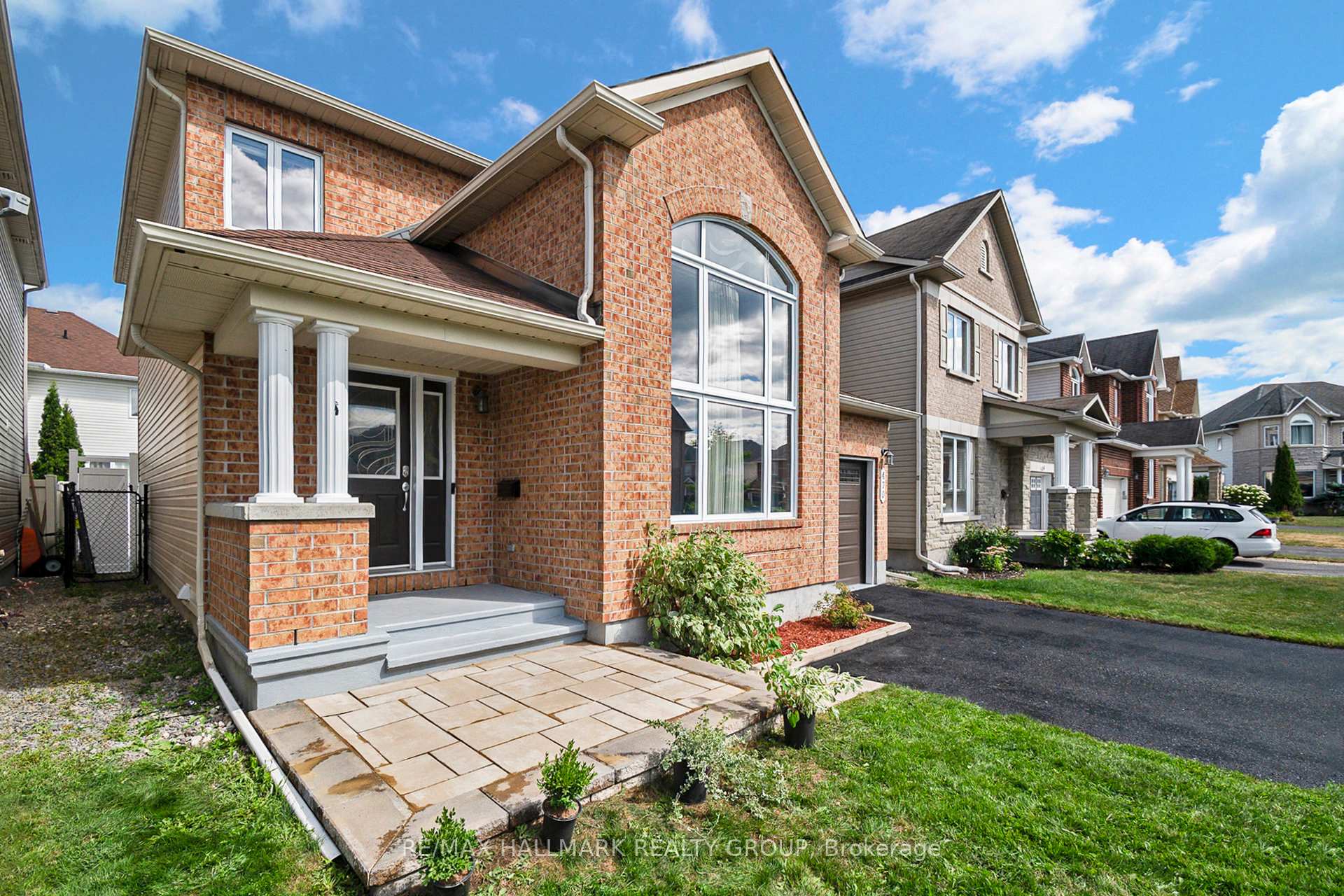 Photo 3 of 470 Frank Cauley Way, Ottawa, Avalon East — HOMEH