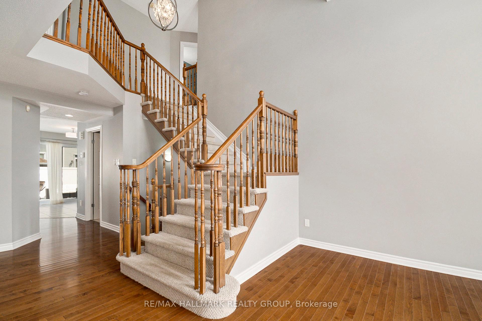Photo 11 of 470 Frank Cauley Way, Ottawa, Avalon East — HOMEH