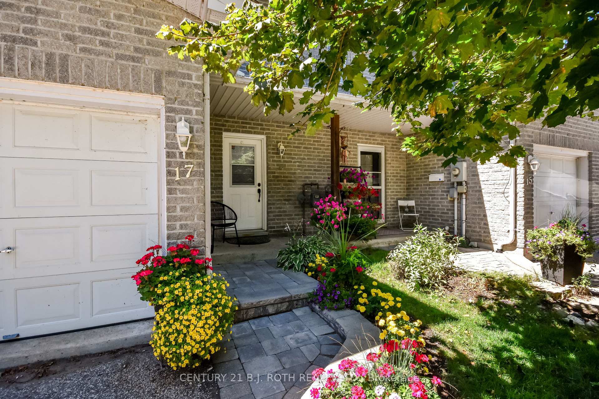 Front of 17 Vivian Lane